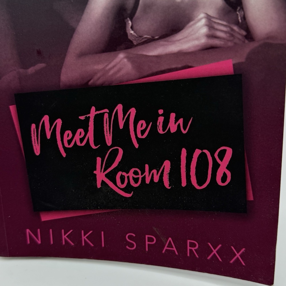 Meet Me in Room 108: Volume 1 (The Platinum Hotel), Sparxx 9781976200144 Romance - Picture 6 of 7